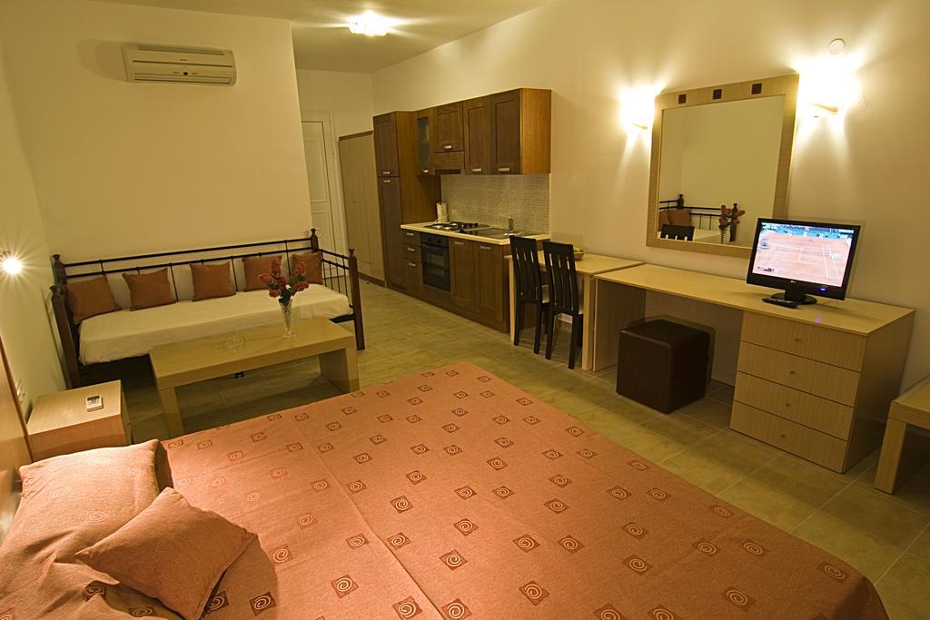 Sifis Studios Pefkos Pefki Extérieur photo