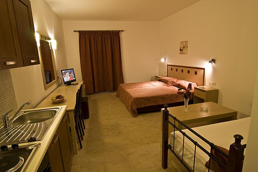 Sifis Studios Pefkos Pefki Extérieur photo